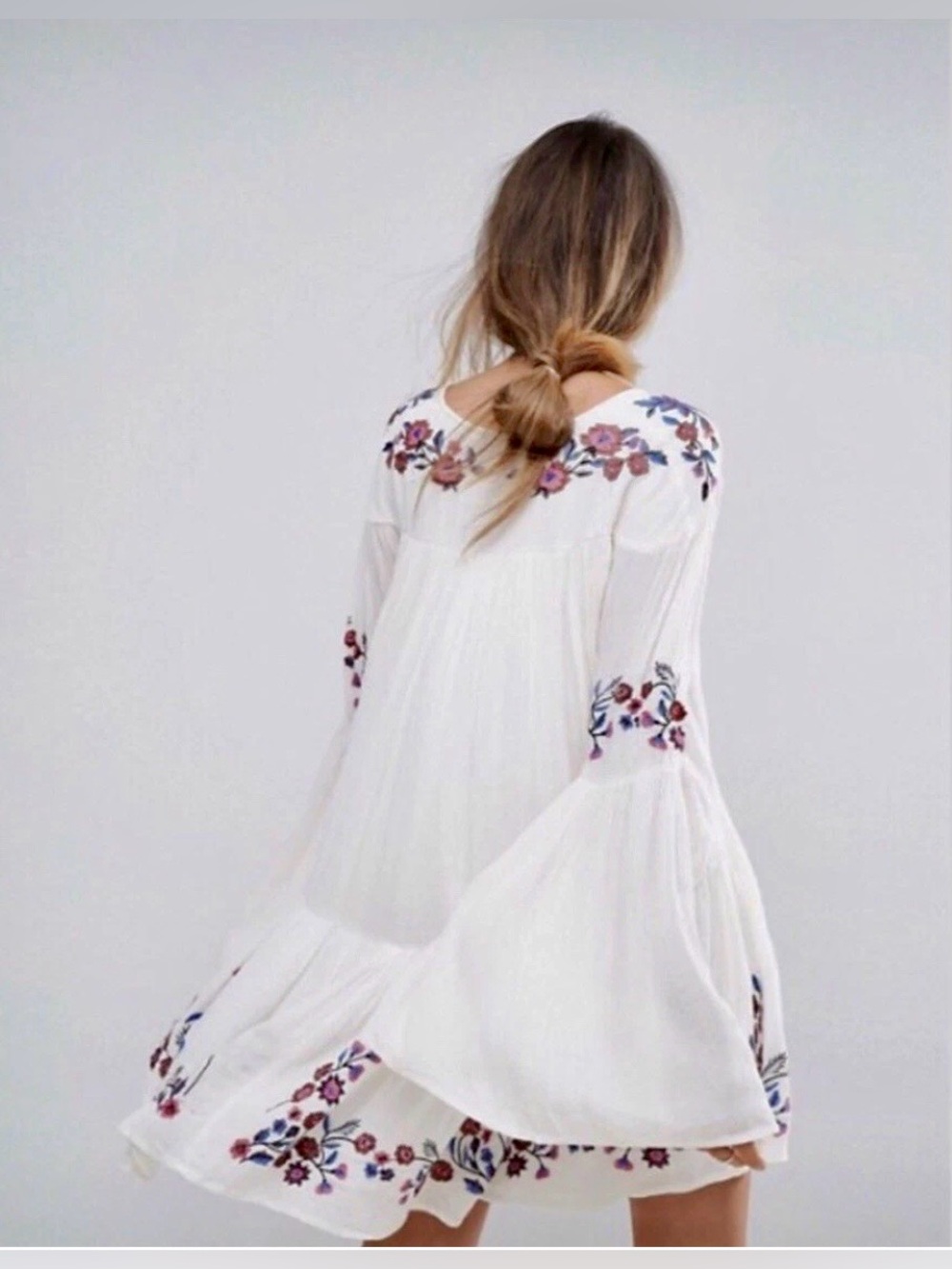 EUC FREE PEOPLE Te Amo Embroidered Boho
Chic Mini Dress Tunic. M